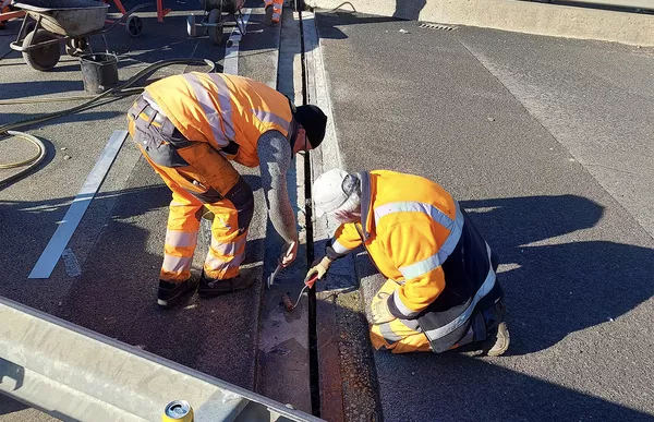 Fahrbahnübergänge aus Asphalt